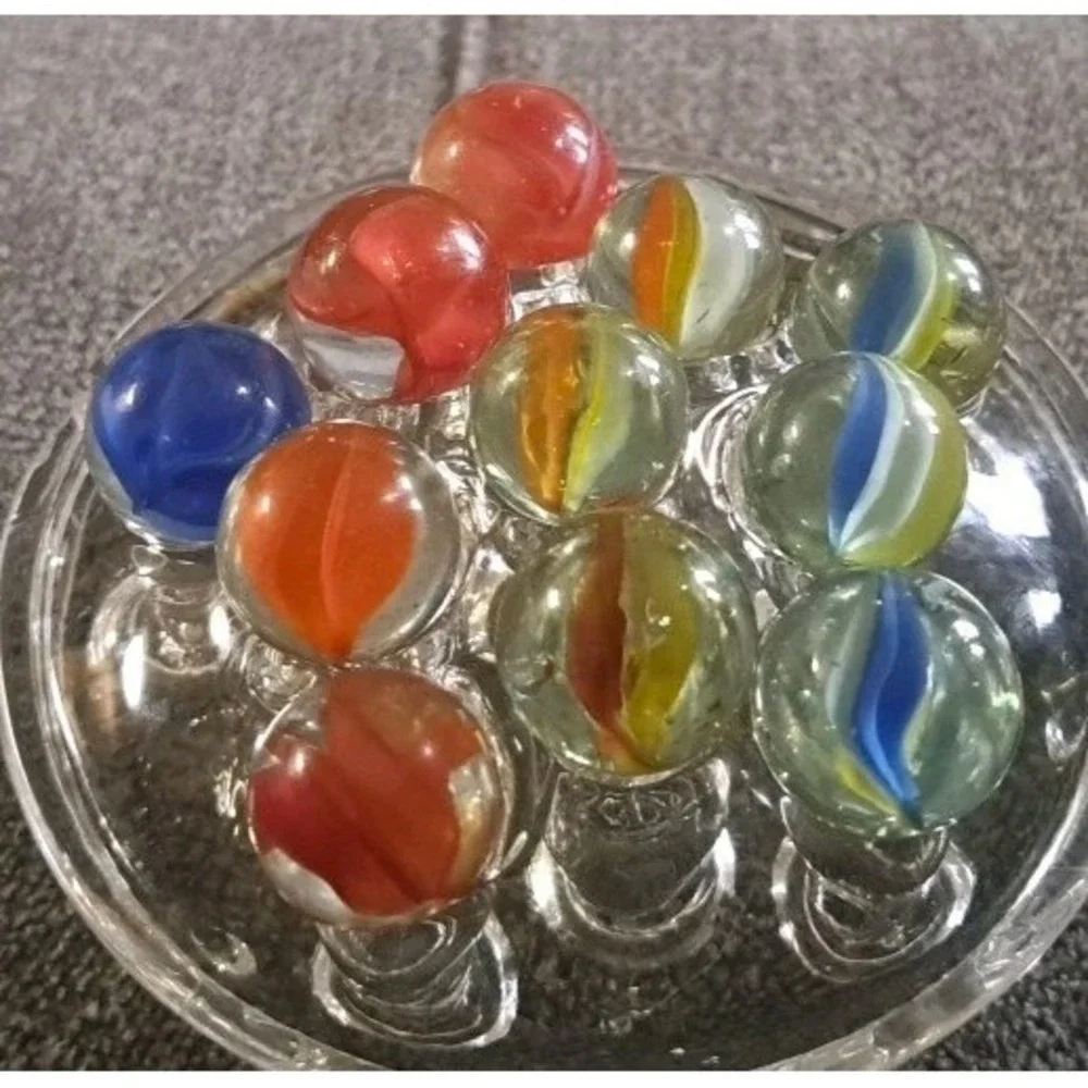 Lot Of 11 Estate Sale Marbles Mixed Color Cats Eyes